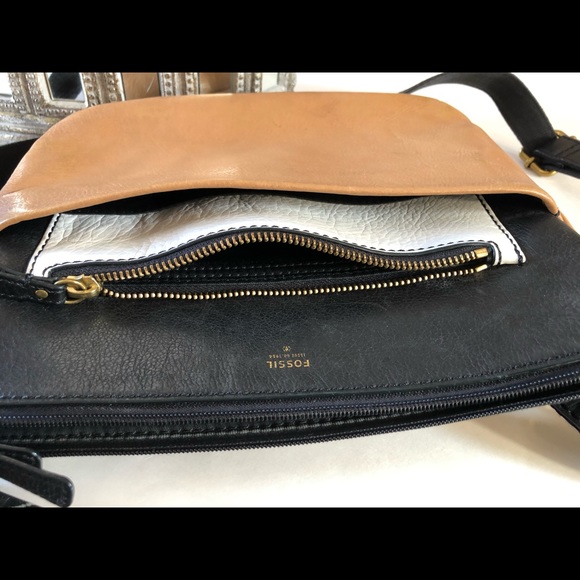 Fossil Crossbody Soft, Pebbled, Colour Block Leather Bag, GUC - Picture 8 of 14